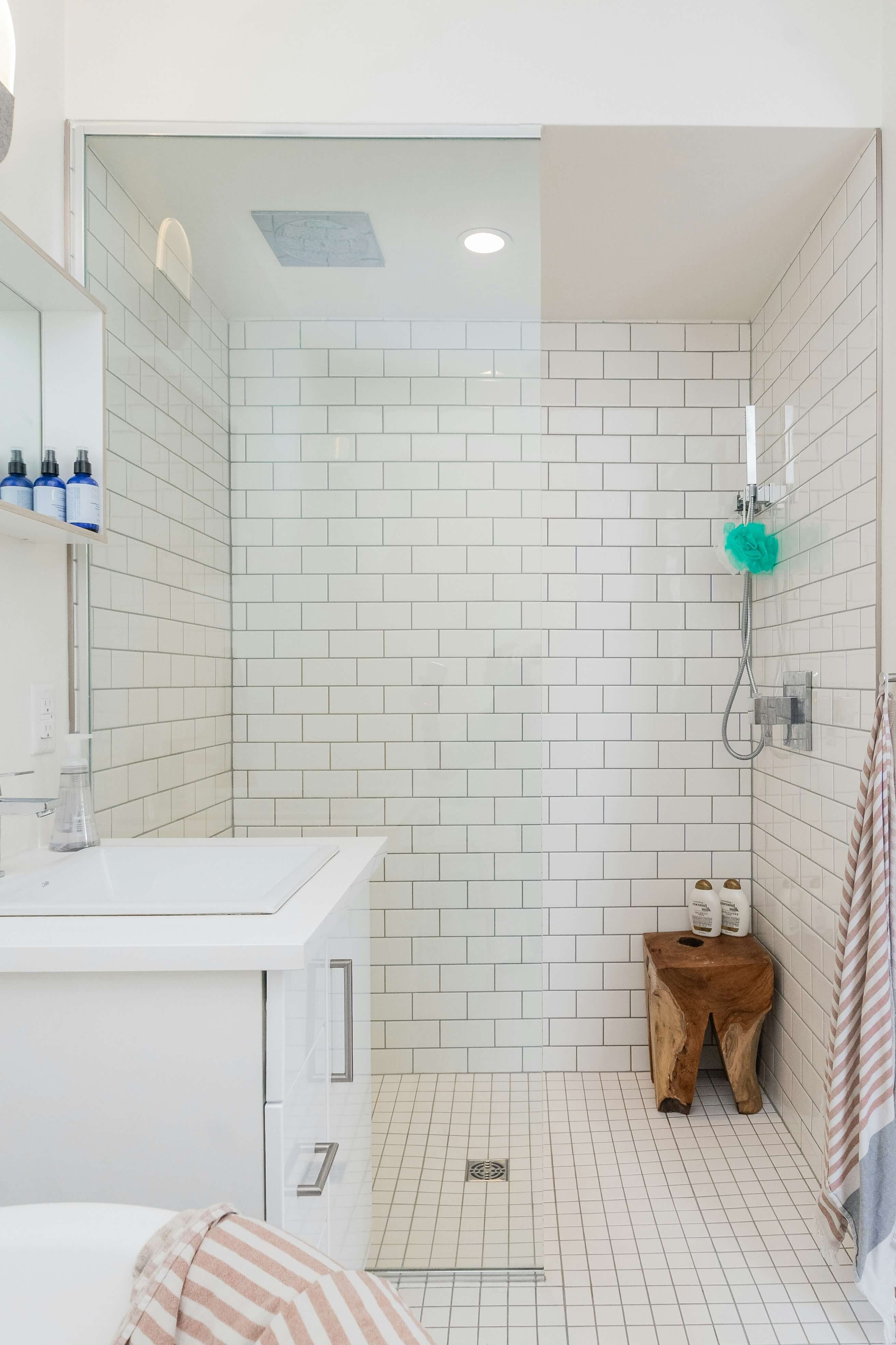 Semi frameless shower hardware components